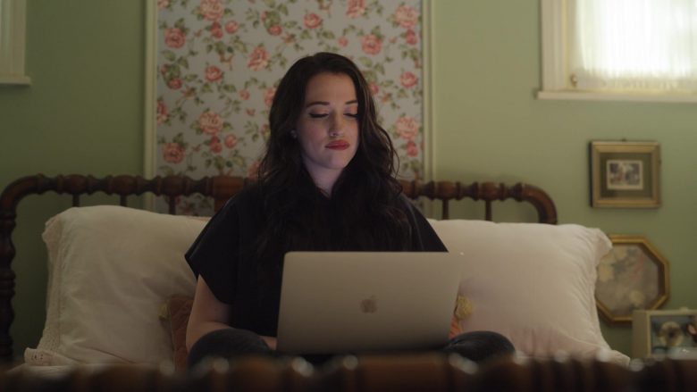 Apple MacBook Pro Laptop Used by Kat Dennings as Jules in Dollface Season 1 Episode 4 (2)