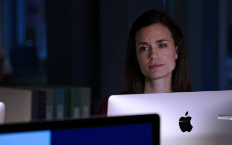 Apple iMac Computer Used by Torrey DeVitto as Dr. Natalie Manning in Chicago Med Season 5 Episode 8