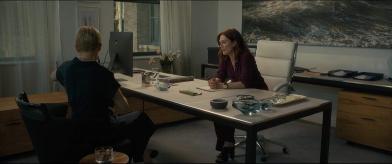 Apple iMac Computers Used by Julianne Moore in After the Wedding (2)