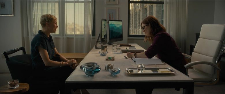 Apple iMac Computers Used by Julianne Moore in After the Wedding (4)