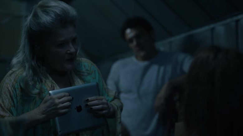 Apple iPad Tablet Used by Kate Mulgrew as Alma Lane in Mr. Mercedes Season 3 Episode 9 (2)