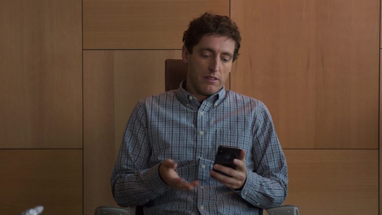 Apple iPhone Used by Thomas Middleditch as Richard Hendricks in Silicon Valley Season 6 Episode 3 (2)