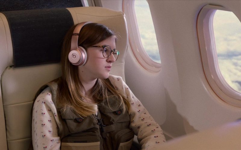 Beats Headphones Used by Emma Nelson as Bee Branch in Where’d You Go, Bernadette (2)