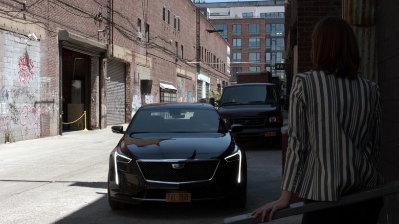 Cadillac Black Car Used by Liev Schreiber in Ray Donovan Season 7 Episode 1 (3)
