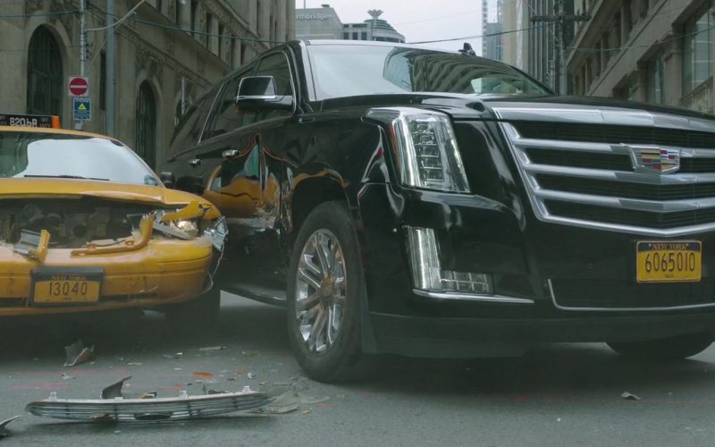 Cadillac Escalade SUV in It Chapter Two (2019)