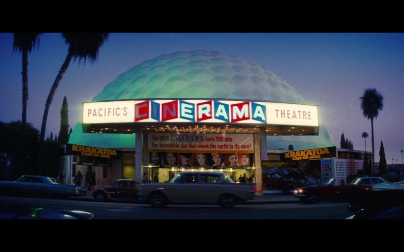 Cinerama Movie Theater in Once Upon a Time … in Hollywood (2019)