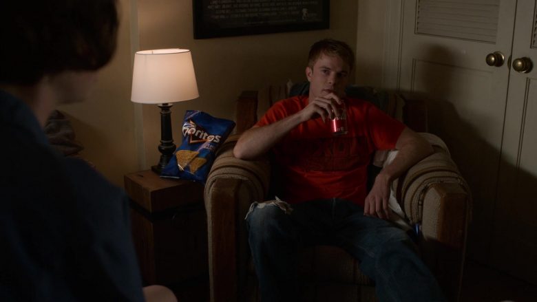 Coca-Cola and Doritos Enjoyed by Graham Rogers as Evan Chapin in Atypical Season 3 Episode 3 (4)