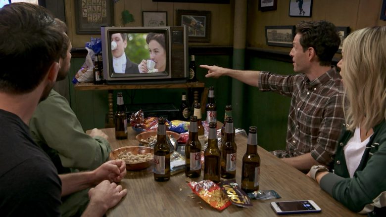 Coors Light Beer in It's Always Sunny in Philadelphia Season 14 Episode 8 (1)