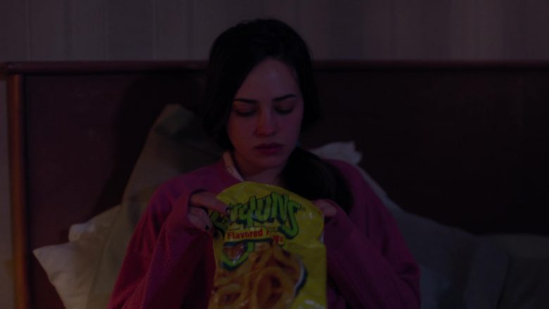 Funyuns Onion Flavored Rings in Room 104 Season 3 Episode 8 Prank Call