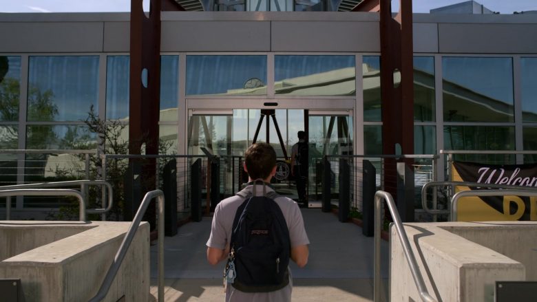Jansport Backpack Used by Keir Gilchrist as Sam Gardner in Atypical Season 3 Episode 3 (1)
