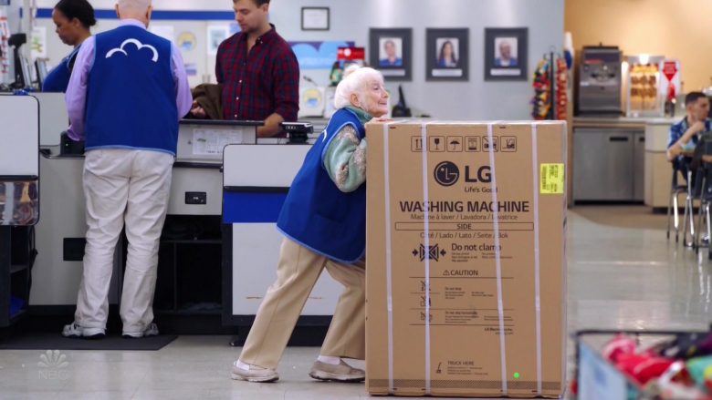 LG Washing Machine in Superstore Season 5 Episode 9 Curbside Pickup (2019)