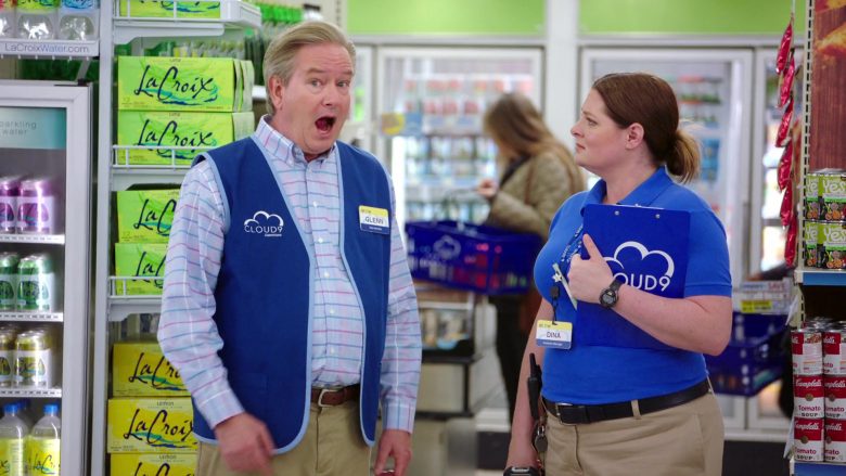 LaCroix Sparkling Water And Campbell’s in Superstore Season 5, Episode 8 (3)