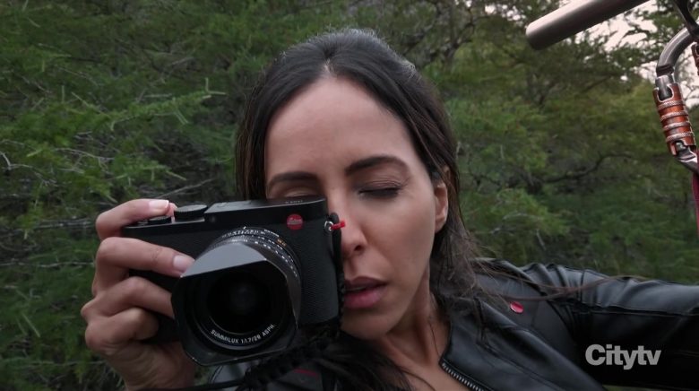 Leica Camera in Hudson & Rex Season 2 Episode 7 The Woods Have Eyes (2)