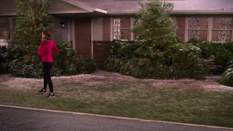 Nike Sneakers Worn by Bridgit Mendler as Emmy Quinn in Merry Happy Whatever Season 1 Episode 8 (1)