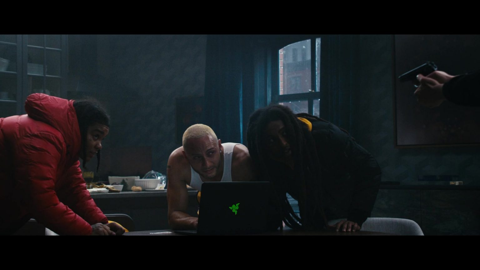 Mr Robot Saison 4 Episode 7 Razer Laptop In Mr. Robot Season 4 Episode 7 "407 Proxy Authentication