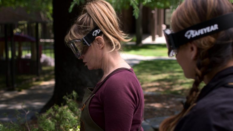 Safeyear Safety Goggles Worn by Jennifer Jason Leigh as Elsa Gardner in Atypical Season 3 Episode 7 (5)
