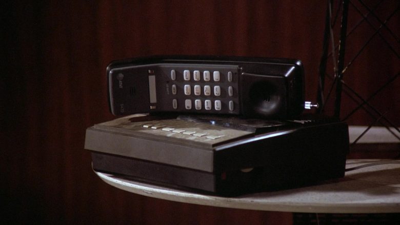 AT&T Phone Used by Michael Richards as Cosmo Kramer in Seinfeld Season 7 Episode 14-15 (1)
