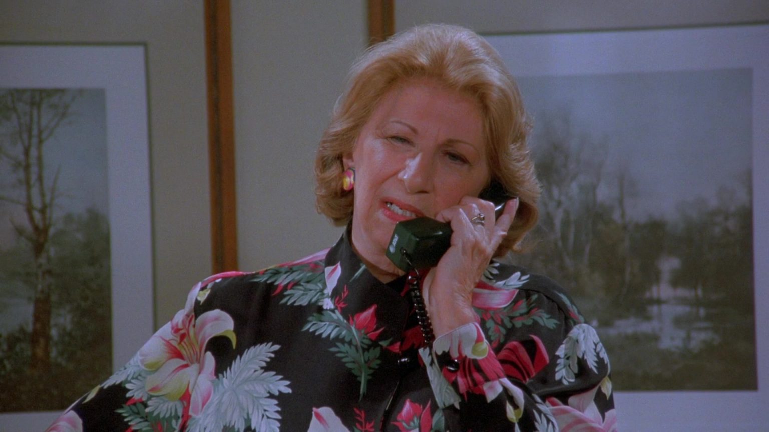 AT&T Telephone Used By Liz Sheridan In Seinfeld Season 7 Episode 16