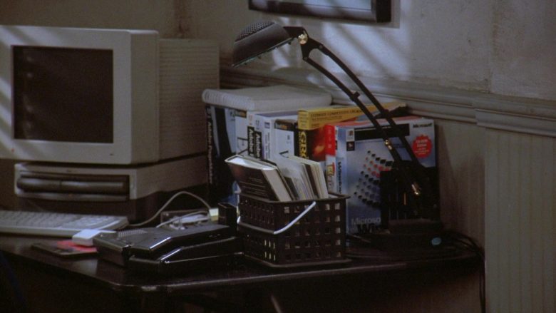 Apple Computer, Adobe and Microsoft Windows in Seinfeld Season 7 Episode 12 The Caddy