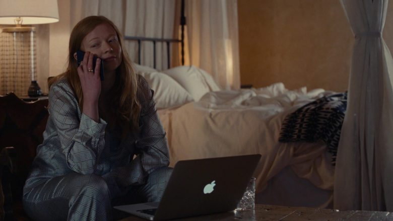 Apple MacBook Laptop Used by Sarah Snook as Siobhan Shiv Roy in Succession Season 1 Episode 7 Austerlitz (2)