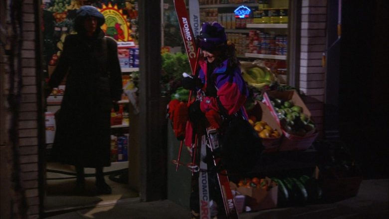 Atomic Arc Skis Held by Julia Louis-Dreyfus as Elaine Benes in Seinfeld Season 6 Episode 17 (2)