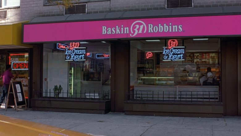 Baskin-Robbins Ice Cream Shop in Seinfeld Season 9 Episode 9 The Apology (1)
