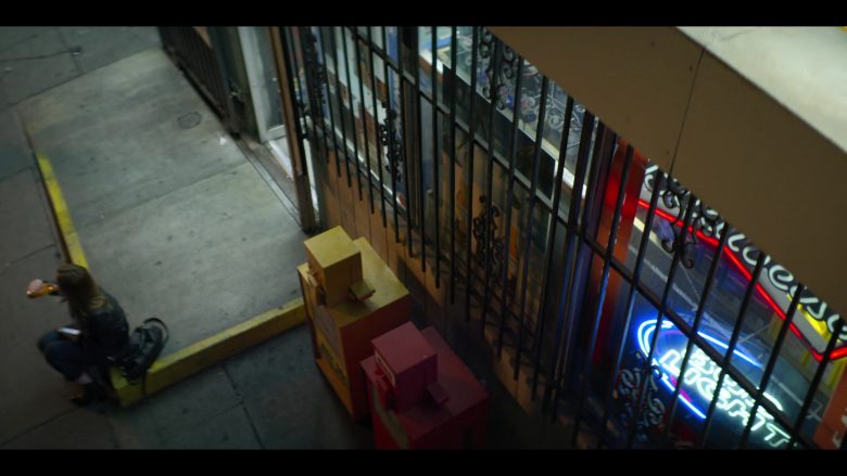 Bud Light Neon Sign in YOU Season 2 Episode 9 P.I. Joe