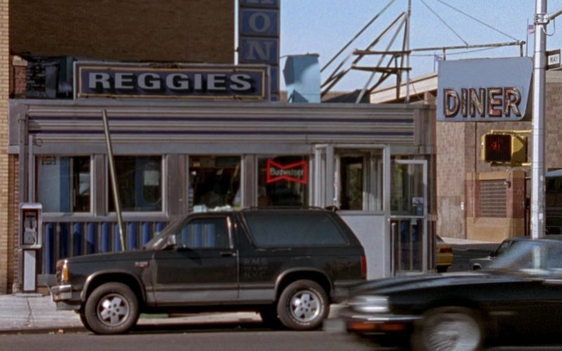 Budweiser Beer Sign in Seinfeld Season 6 Episode 7 The Soup