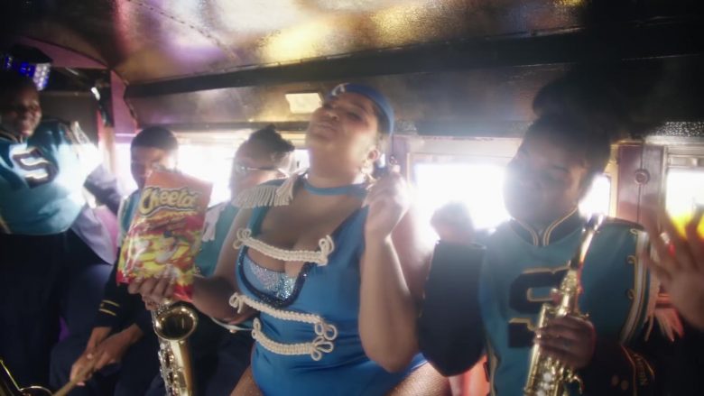 Cheetos Snack Held by Lizzo in Good as Hell (5)