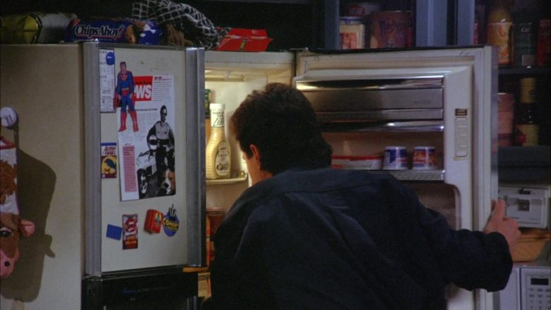 Chips Ahoy! in Seinfeld Season 6 Episode 17 The Kiss Hello (2)