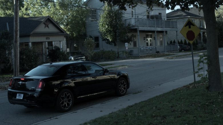 Chrysler 300 Black Car in V Wars Season 1 Episode 10 Bloody but Unbow'd