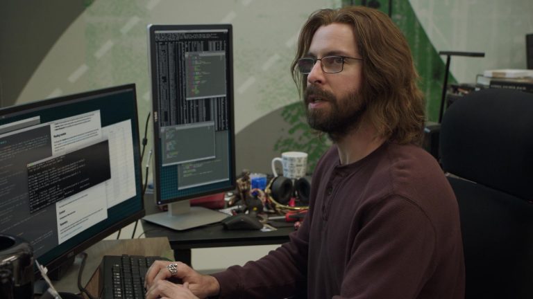 Dell Computer Monitors Used By Martin Starr As Bertram Gilfoyle In 