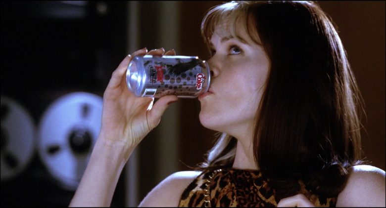 Diet Coke Soda Enjoyed by Missi Pyle in Josie and the Pussycats