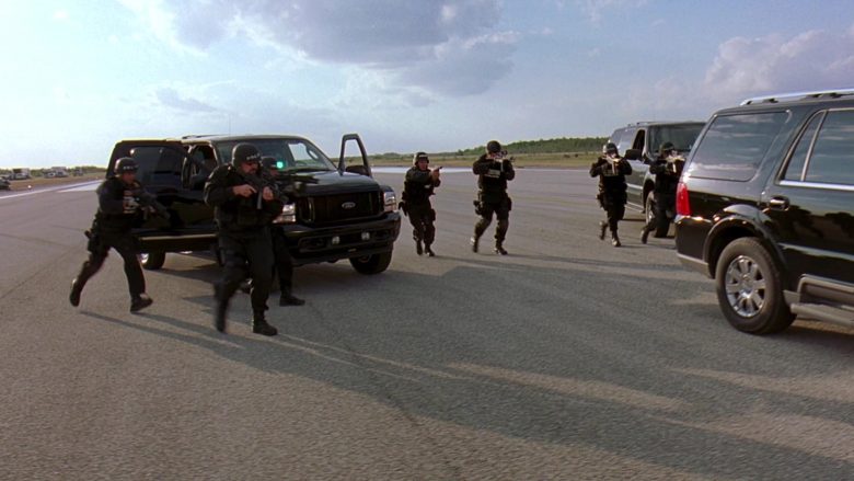 Ford Excursion Black Cars in 2 Fast 2 Furious (2)
