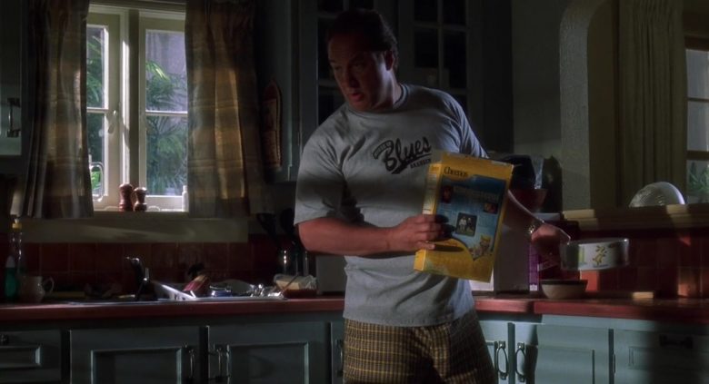 General Mills Cheerios Cereal Held by James Belushi as Detective Thomas Dooley in K-9 P.I (2)
