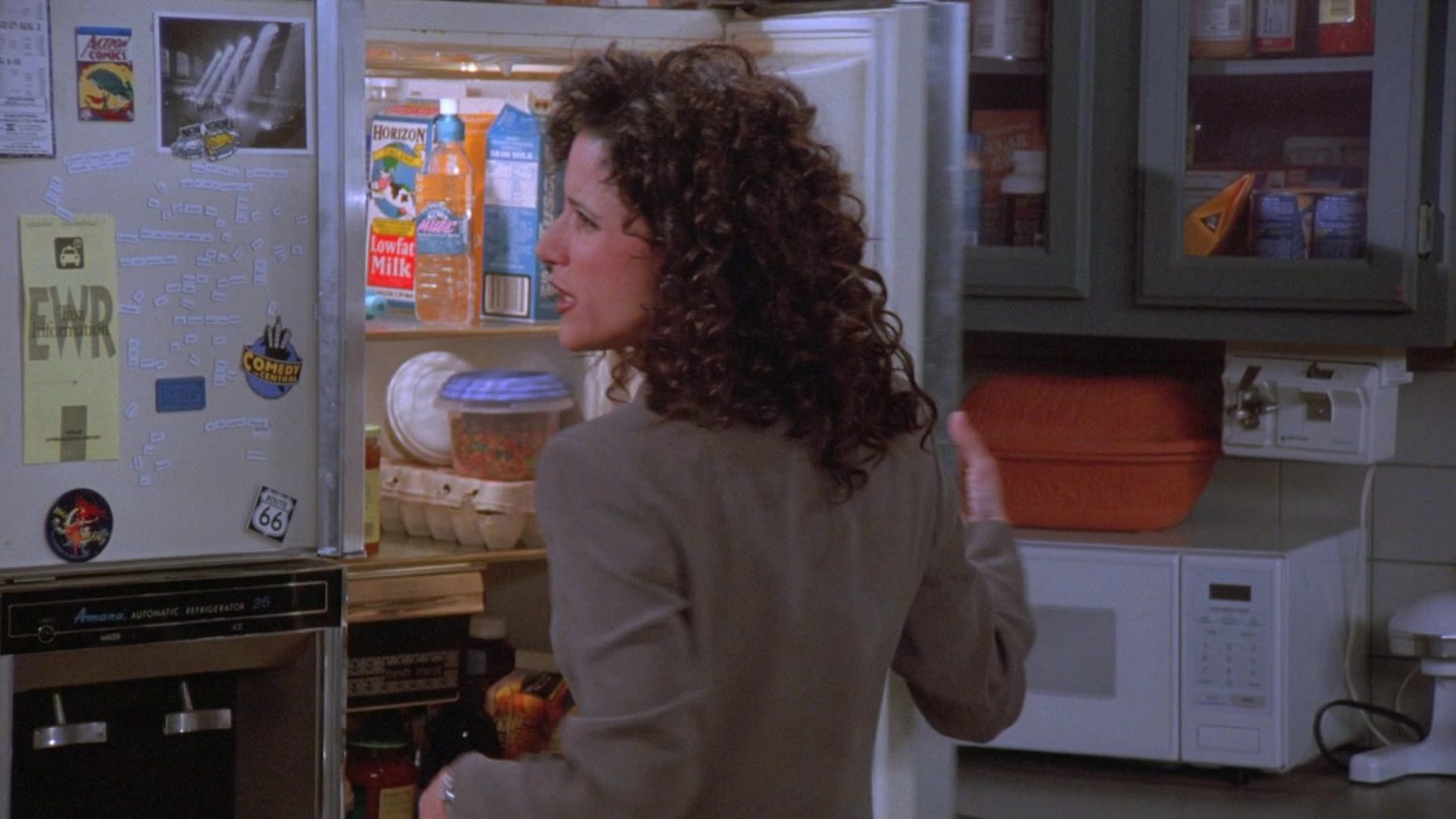 Horizon Milk And Comedy Central Sticker In Seinfeld Season 7 Episode 16