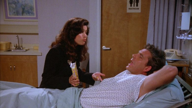 Jujyfruits Candies Enjoyed by Julia Louis-Dreyfus as Elaine Benes in Seinfeld Season 5 Episode 22 (4)