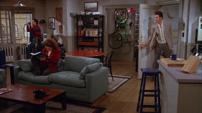 Klein Green Bicycle in Seinfeld Season 3 Episode 7 The Café (5)