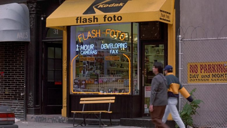 Kodak in Seinfeld Season 9 Episode 7 The Slicer (1)