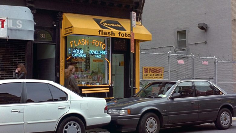 Kodak in Seinfeld Season 9 Episode 7 The Slicer (2)