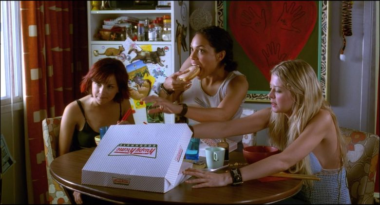 Krispy Kreme Doughnuts Enjoyed by Rachael Leigh Cook, Rosario Dawson & Tara Reid in Josie and the Pussycats (1)