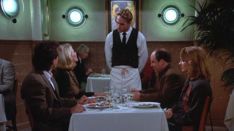 La Boite en Bois Restaurant in Seinfeld Season 7 Episode 9 The Sponge (3)