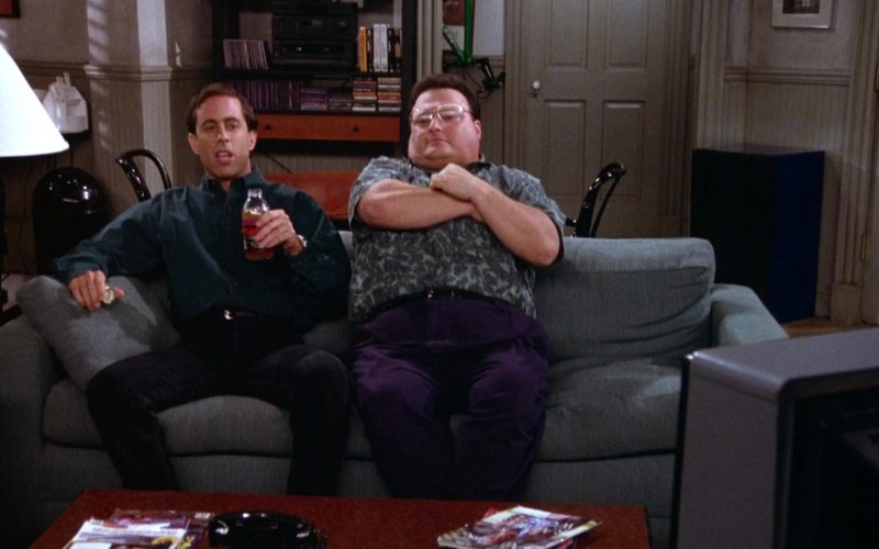 Lipton Iced Tea Enjoyed by Jerry Seinfeld in Seinfeld Season 5 Episode 8 The Barber (1)