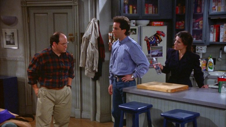 Lipton Tea Pack in Seinfeld Season 5 Episode 17 The Wife (3)