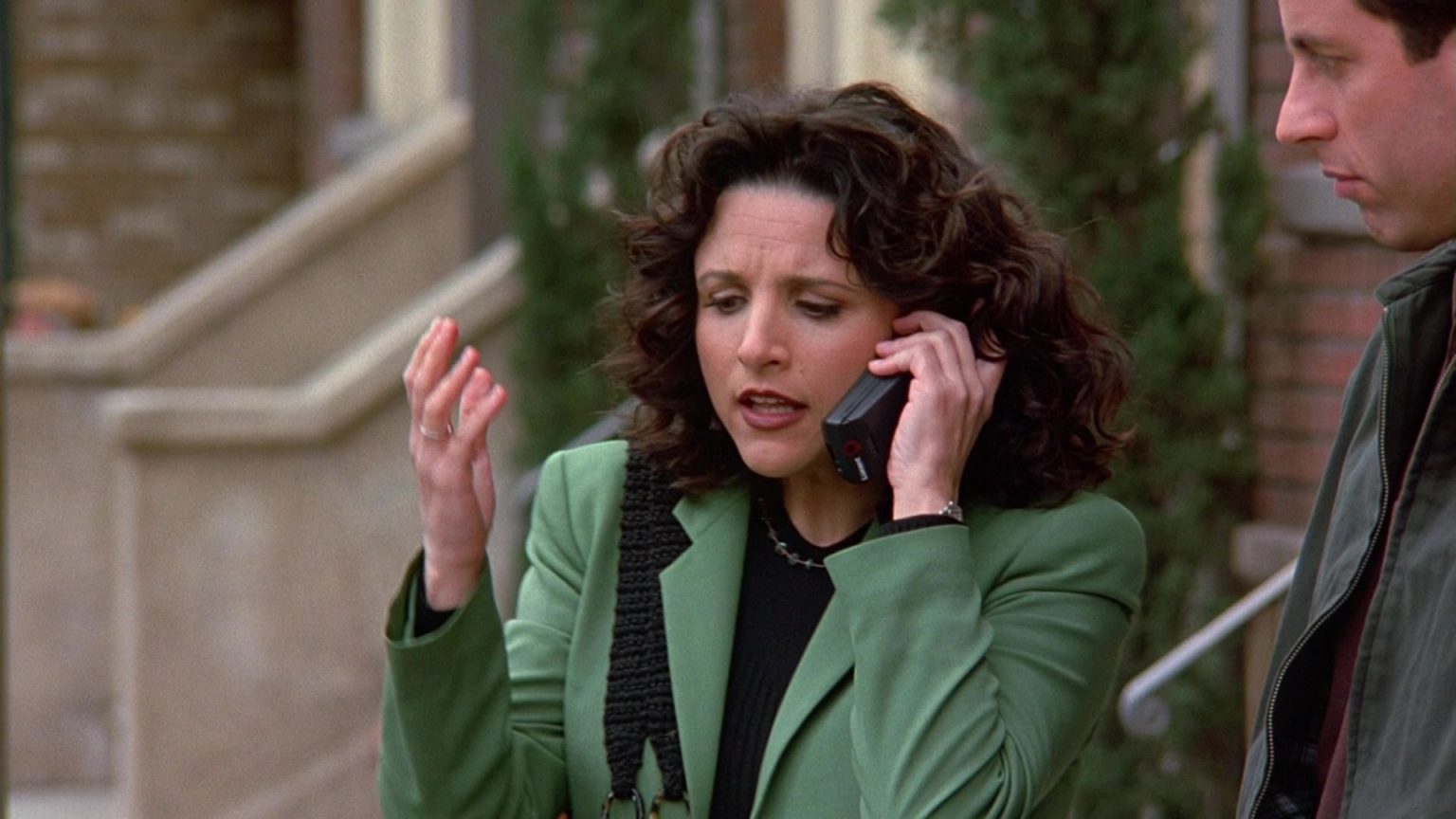 Films Et Séries Tv Avec Julia Louis-dreyfus Lucent Mobile Phone Used By Julia Louis-Dreyfus As Elaine Benes In