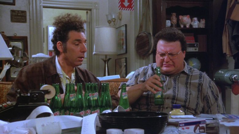 Mello Yello Soda Enjoyed by Michael Richards as Cosmo Kramer in Seinfeld Season 7 Episode 21-22 The Bottle Deposit (1)