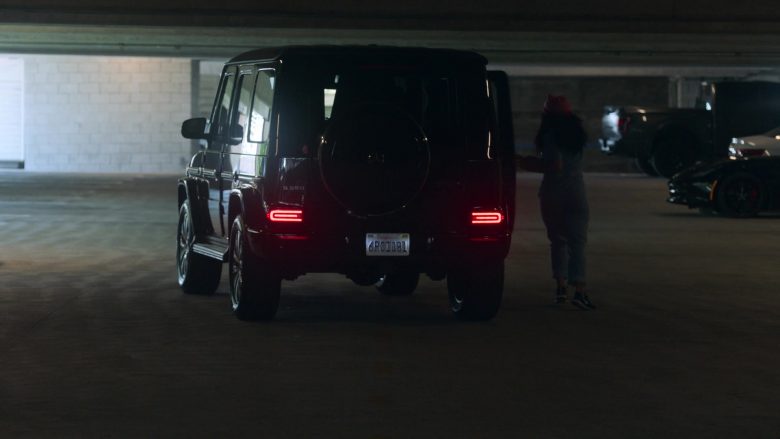 Mercedes-Benz G550 Black SUV in Runaways Season 3 Episode 2 The Great Escape (2019)