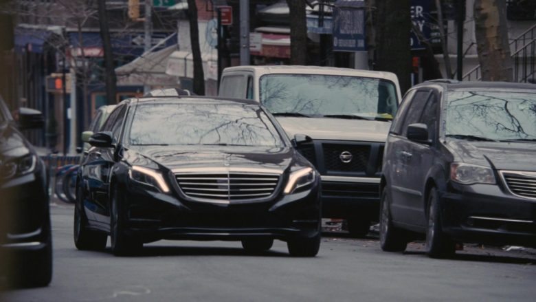 Mercedes-Benz S-Class Car in Succession Season 1 Episode 6 Which Side Are You On (1)