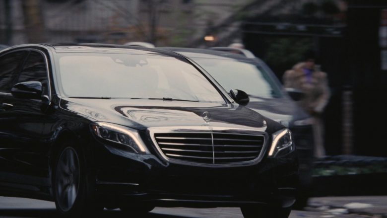 Mercedes-Benz S-Class Car in Succession Season 1 Episode 6 Which Side Are You On (2)