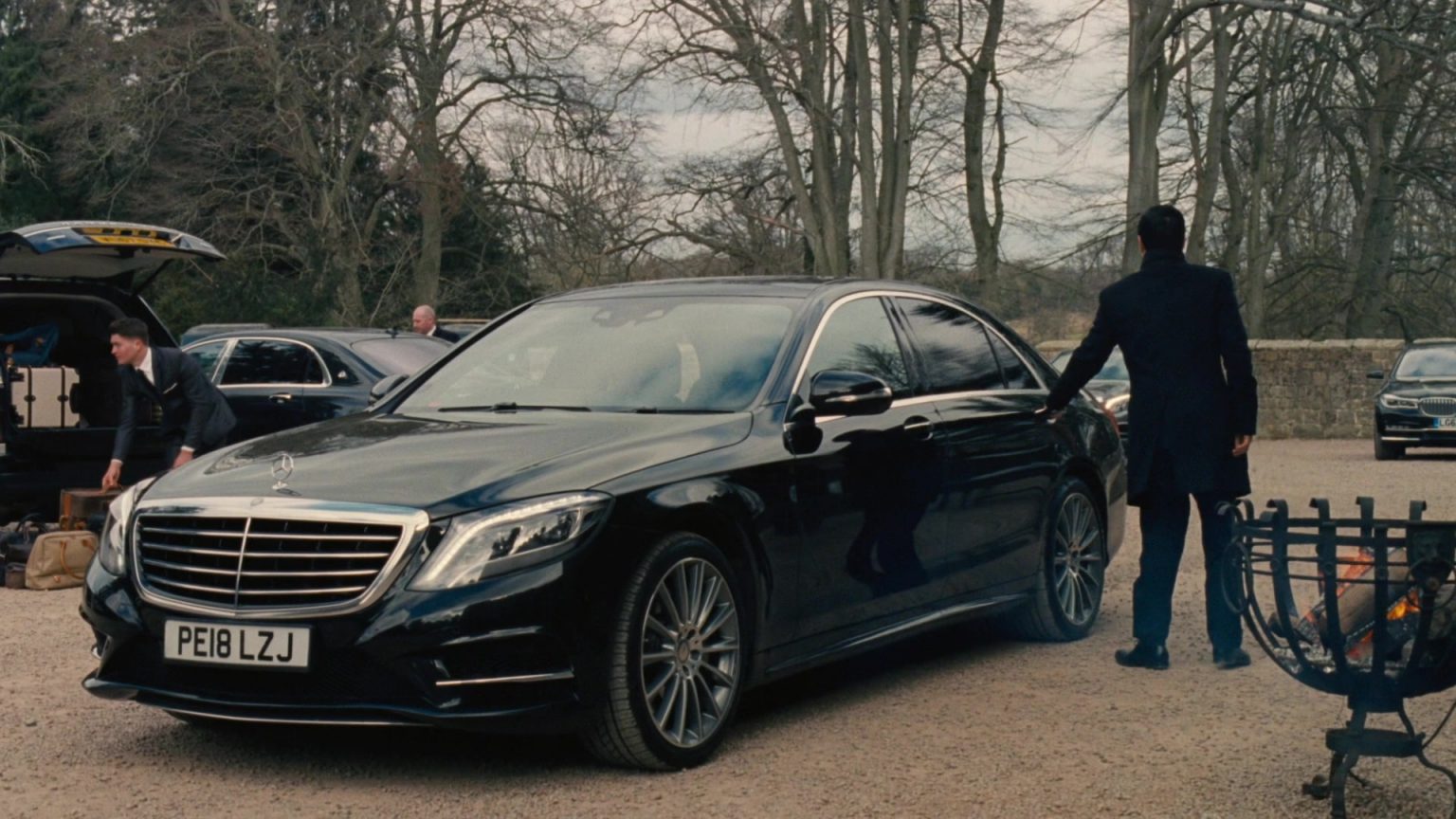 Mercedes-Benz S-Class Vehicle In Succession Season 1 Episode 9 